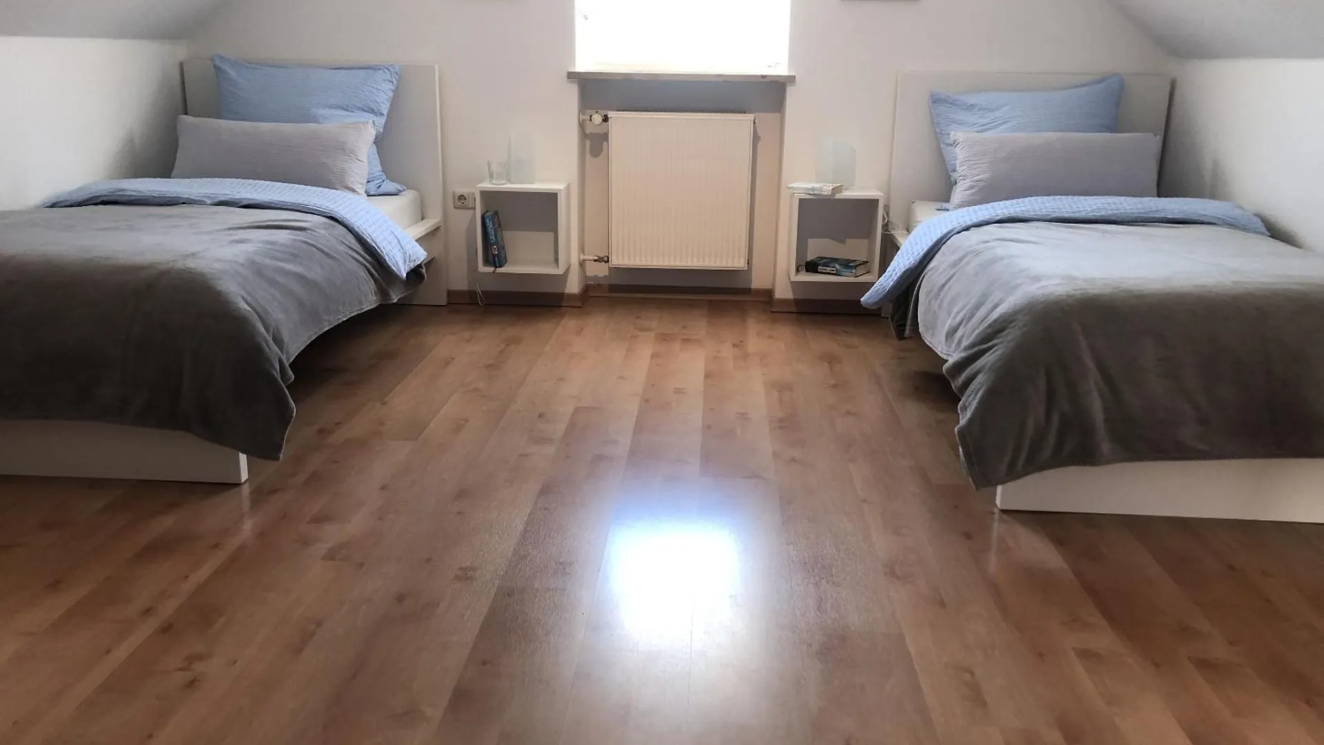 Апартаменты Wohnung Am Kreuzberg Fuer 4 Personen Medlingen